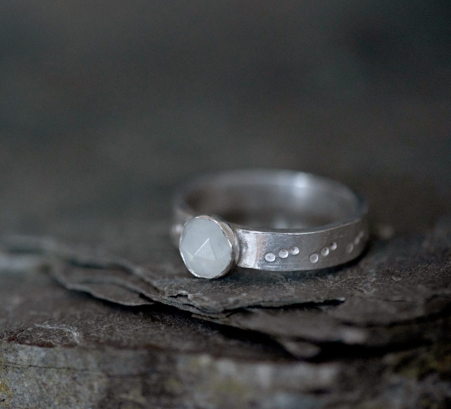Rose cut rainbow moonstone ring 4mm